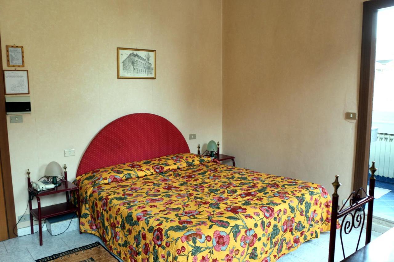 Hotel Italia Torino Esterno foto